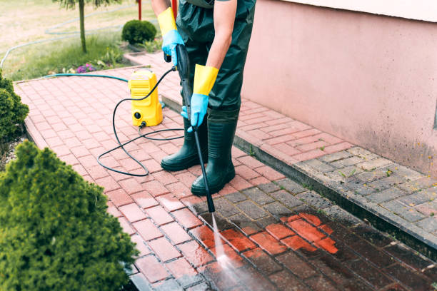 Why Choose Our Certified Pressure Washing Experts for Your Project Needs in Boonville, MO?